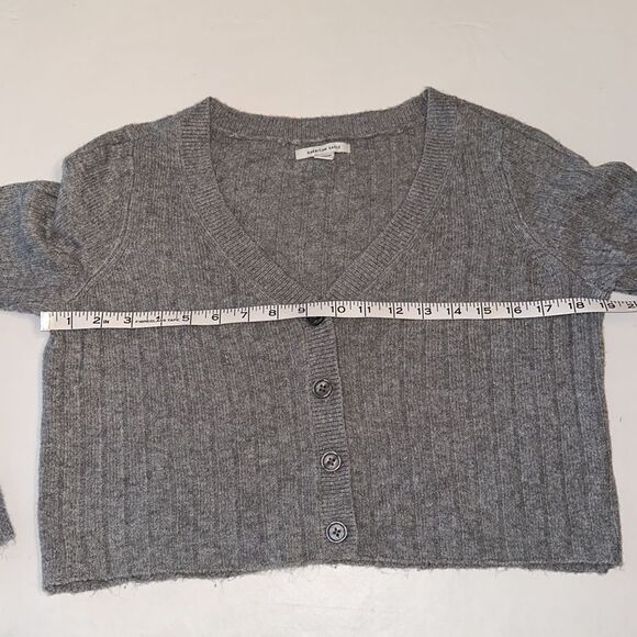 Women’s American Eagle Cropped Cardigan, Size XS - Picture 4 of 9